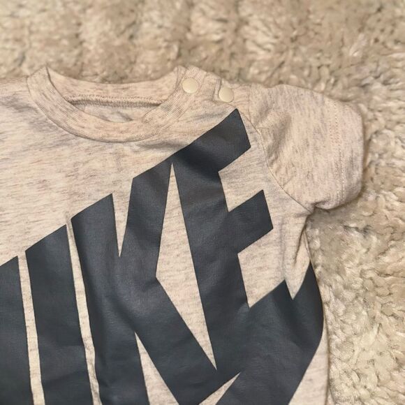 NIKE BABY Romper - Picture 3 of 7